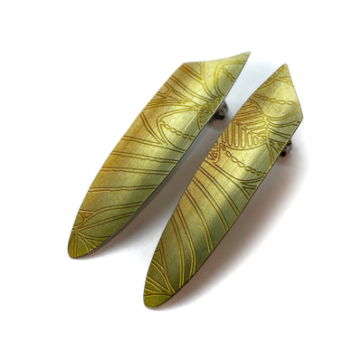 Shield Stud Earrings Small - Pink Champagne