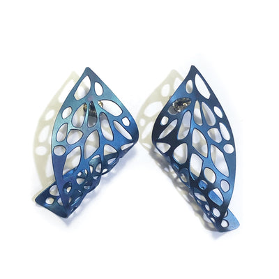Curled Leaf Skeleton Stud Earrings - Blue