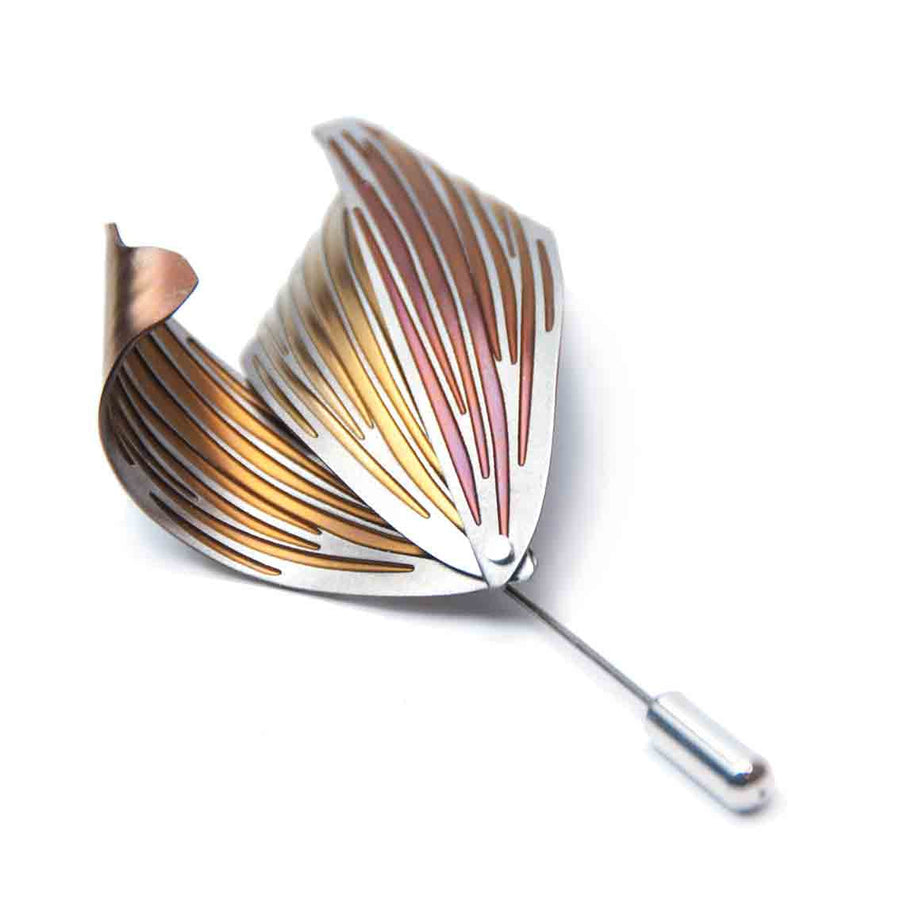 Three Petal Pin - Bronze/Maroon
